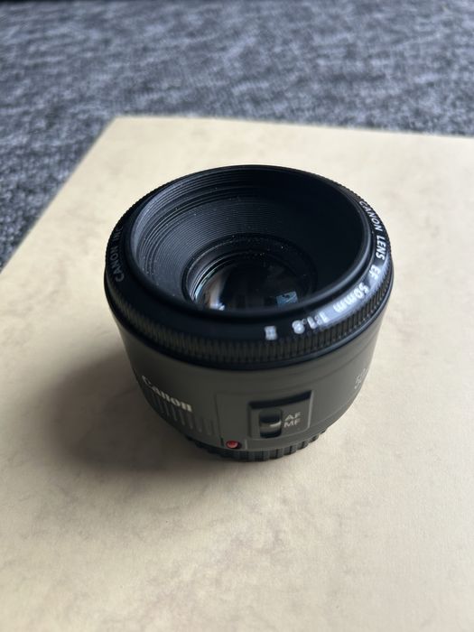 Obiektyw canon  ef50mm 1:1,8