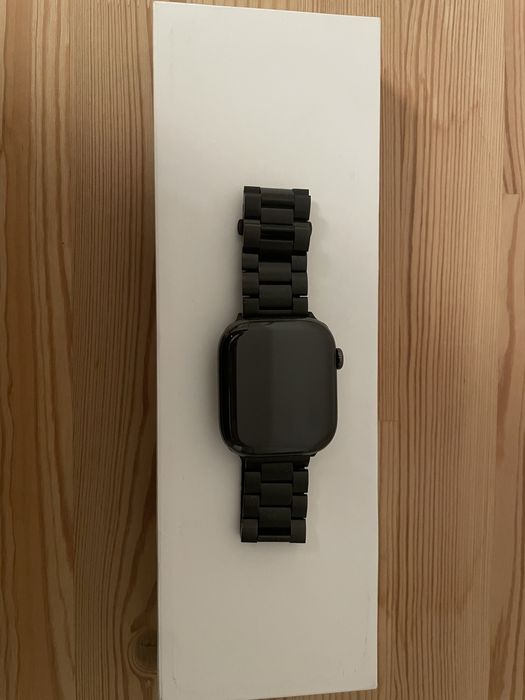 Apple Watch 10 GPS + Cellular 42mm koperta z tytanu (łupek)