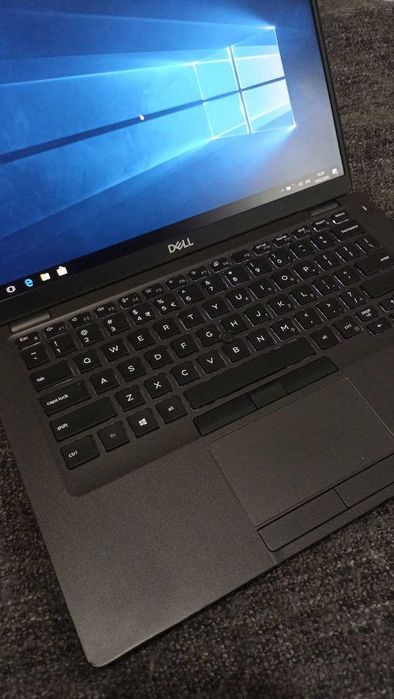 ноутбук Dell 5401 FullHD IPS  i5-9400H