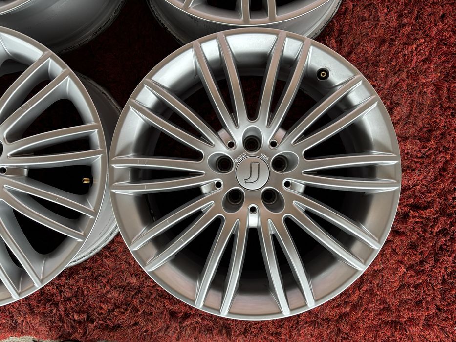 Subaru Outback Legacy Volkswagen Golf Skoda Octavia Fabia R17 5x100