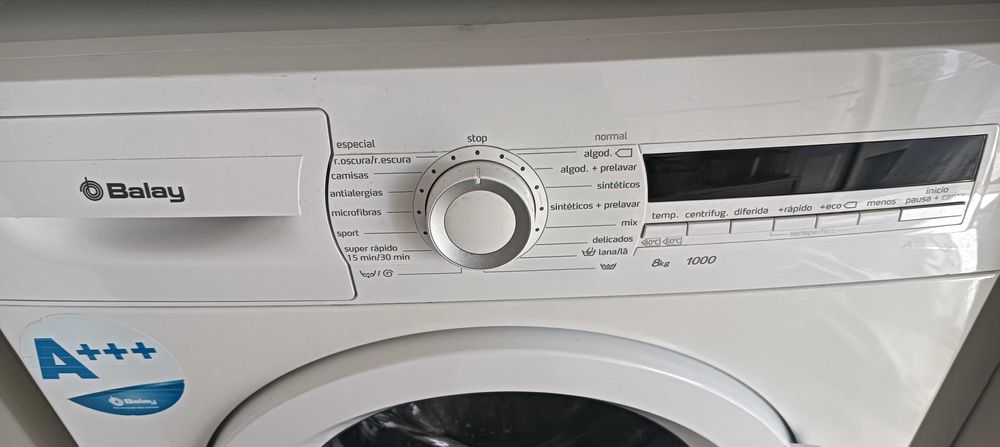 Máquina lavar usada para peças