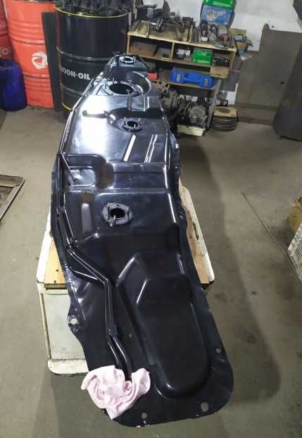 Топливный бак mitsubishi padjero iii 2.5tdi 0006 актуальна ціна  Б/У