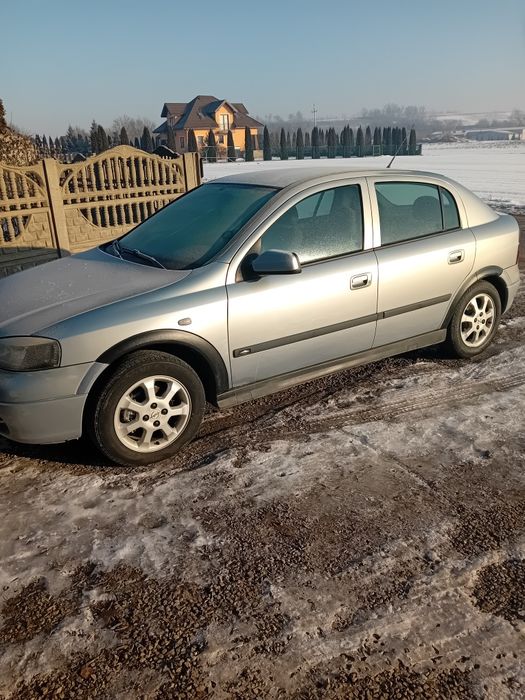 Sprzedam  opla astre .g.