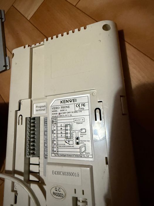 Видеодомофон Kenwei E430C-A и Панель вызова Kenwei KW-139MCS