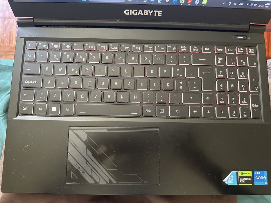 Computador GIGABYTE G5 KF