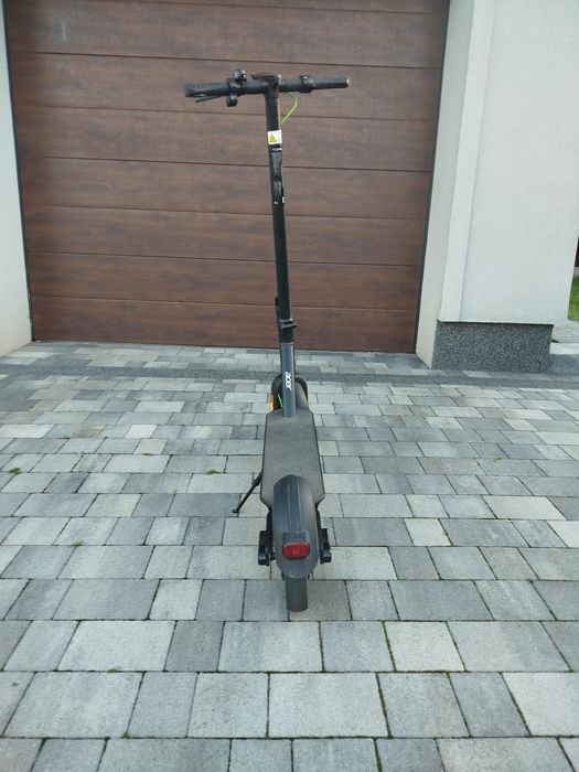 Hulajnoga elektryczna stan idealny