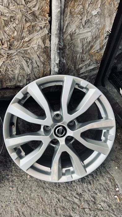 Диски R 17 Nissan