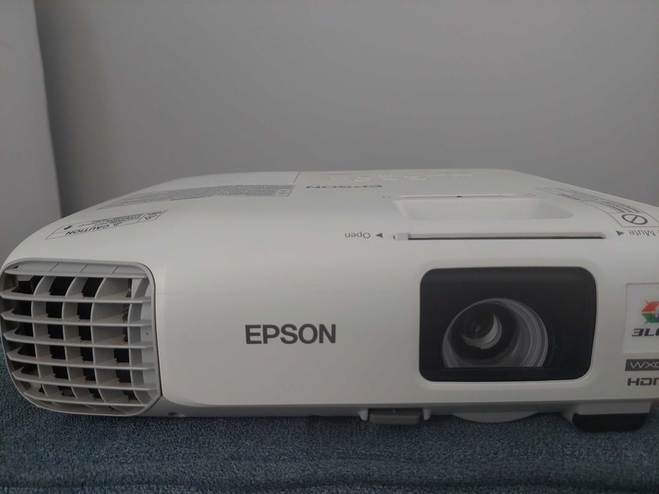 Projektor EPSON EB-955W
