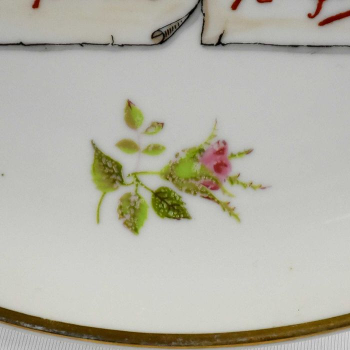 Prato em porcelana Artibus dedicado à MÃE Nº2