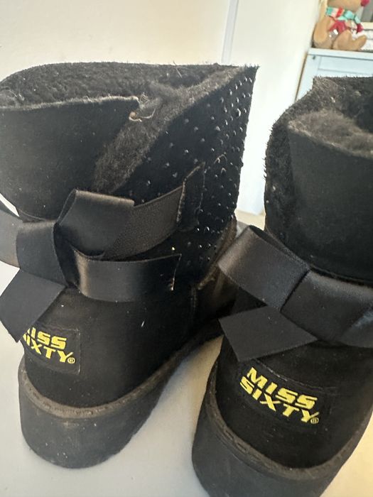 Угги Miss Sixty чорного кольру з блискітками