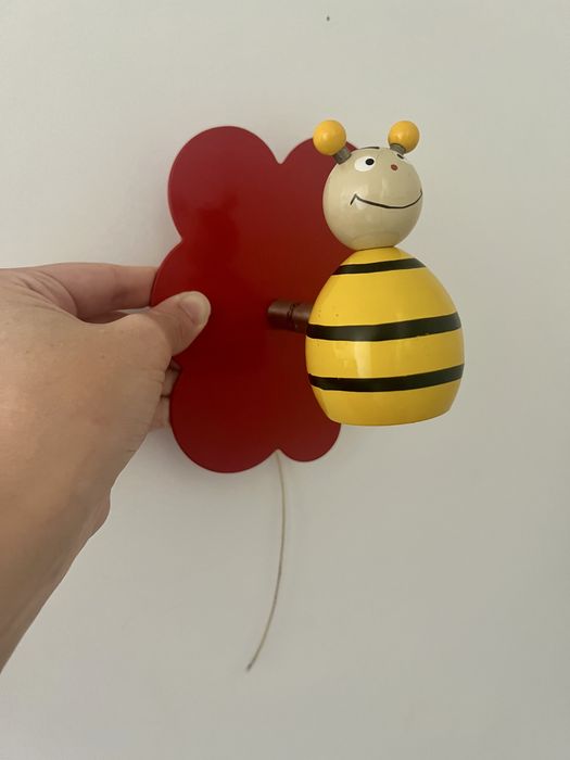 Luz de Parede Abelha