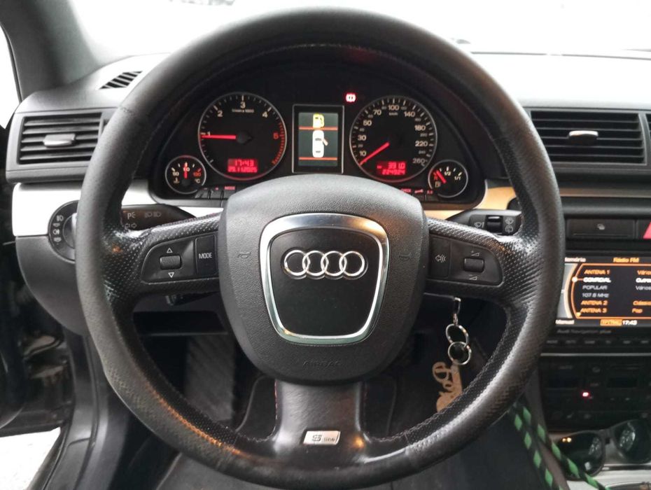 Audi A4 s line tdi