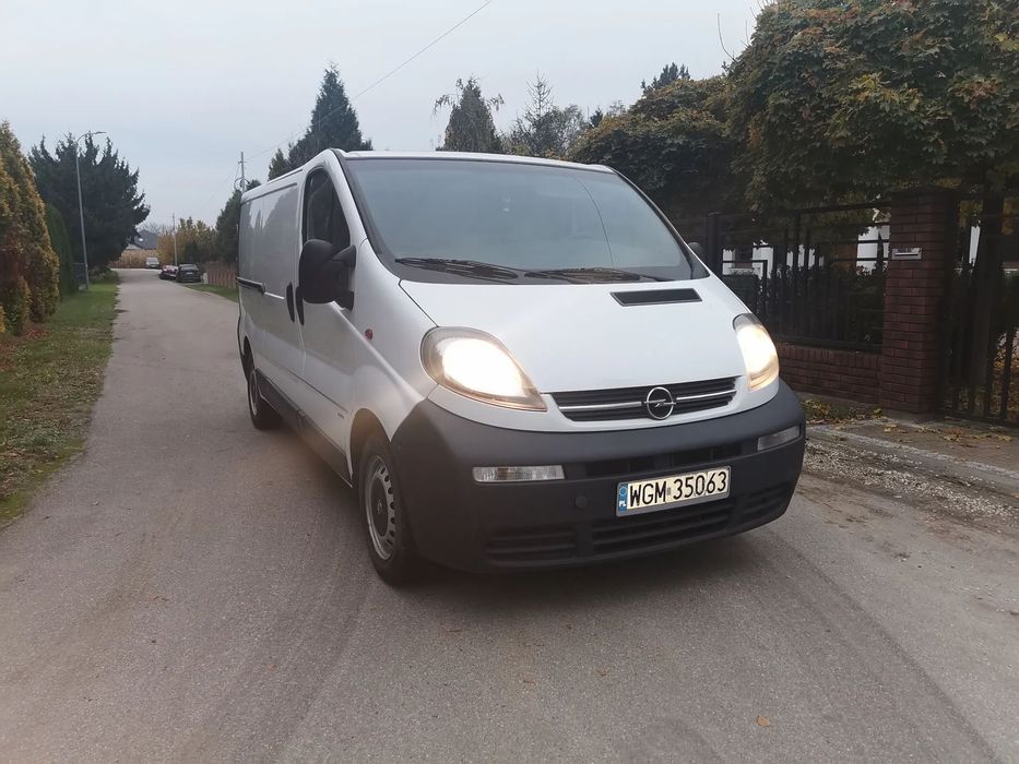 Opel Vivaro  Supr Stan techniczny 1,9 Diesel 3osobowy Klima
