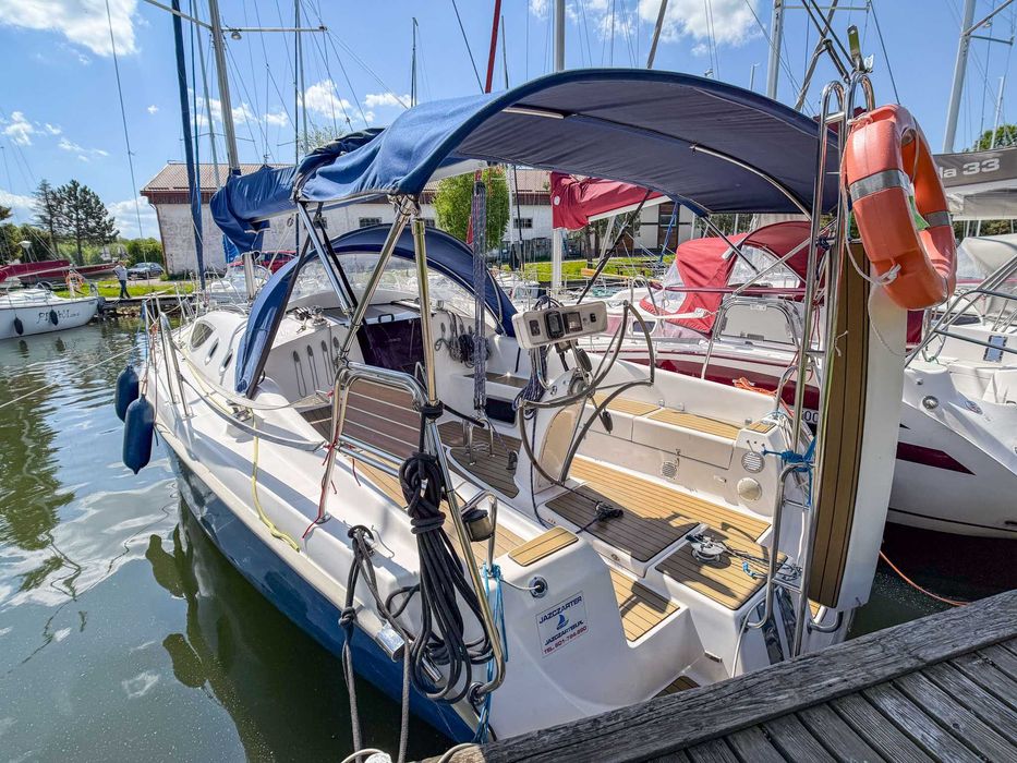 Sprzedam jacht MAXUS 33