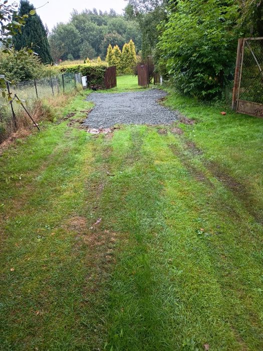 Korytowanie pod kostkę z wywozem ziemi