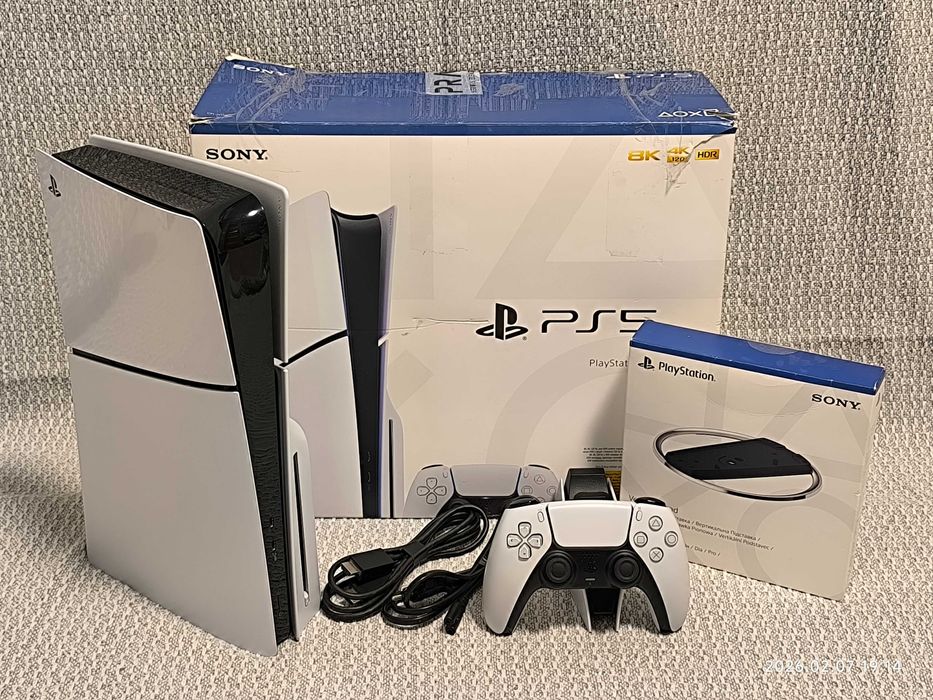 Konsola Sony PlayStation 5 Slim 1TB z napędem / PS5 Slim