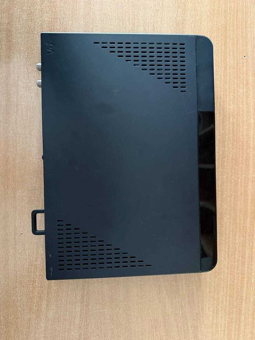 Cупутниковий ресивер Vu + Uno 4K SE