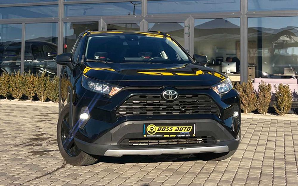 Toyota RAV4 2021