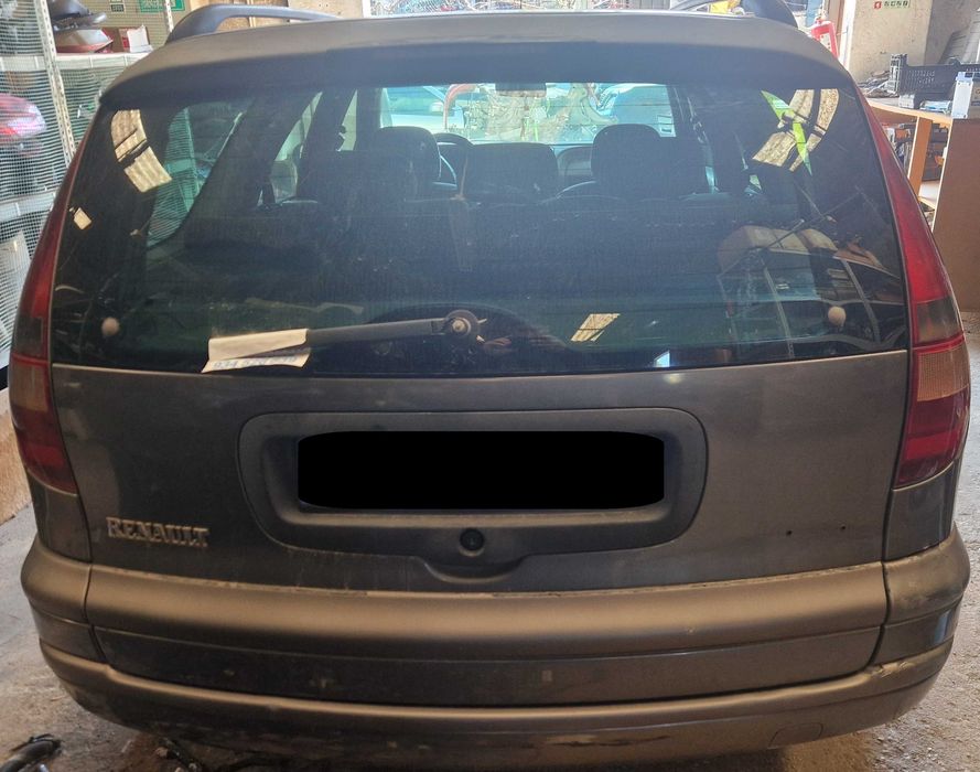 Renault Laguna para peças