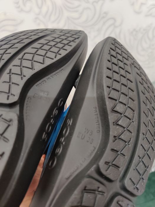 Nowe damskie japonki klapki regeneracyjne oofos 38