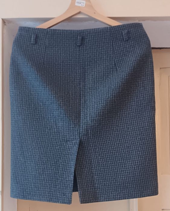 Saia clássica Mango , tam. 38