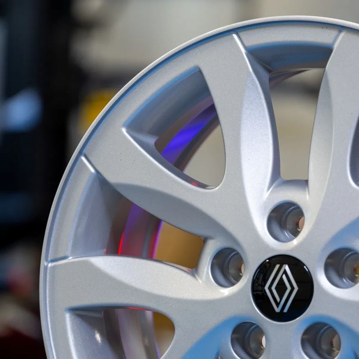 NOWE ORYGINALNE Felgi Renault 17" Duster Kangoo Scenic Kadjar Captur Laguna Megane Talisman