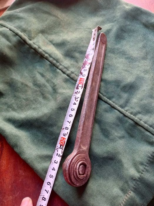 Ключі рожкові плоскогубці.