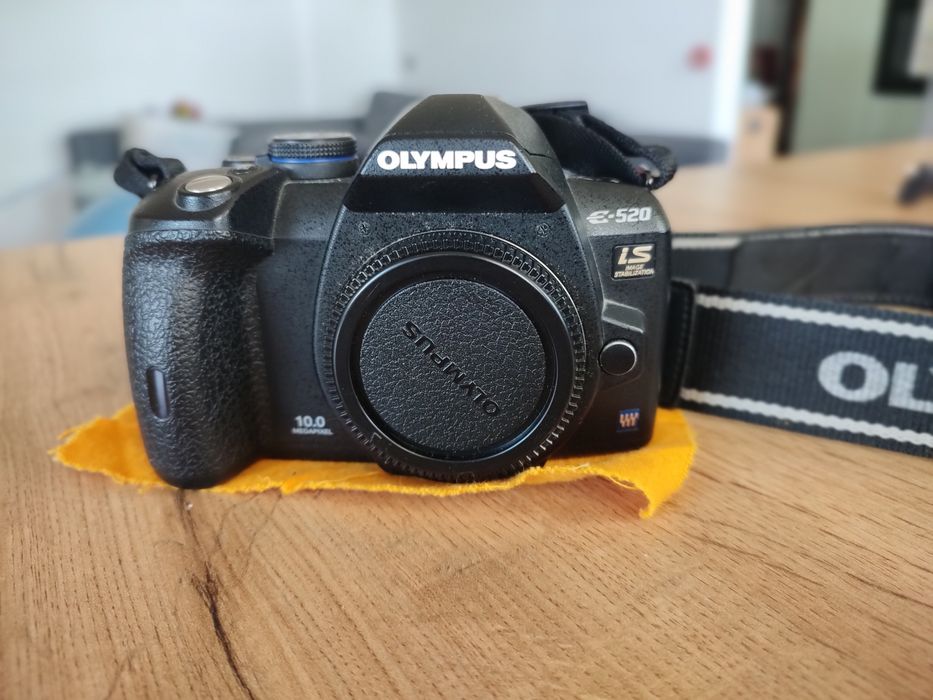 Aparat Olympus E-520 + akcesoria