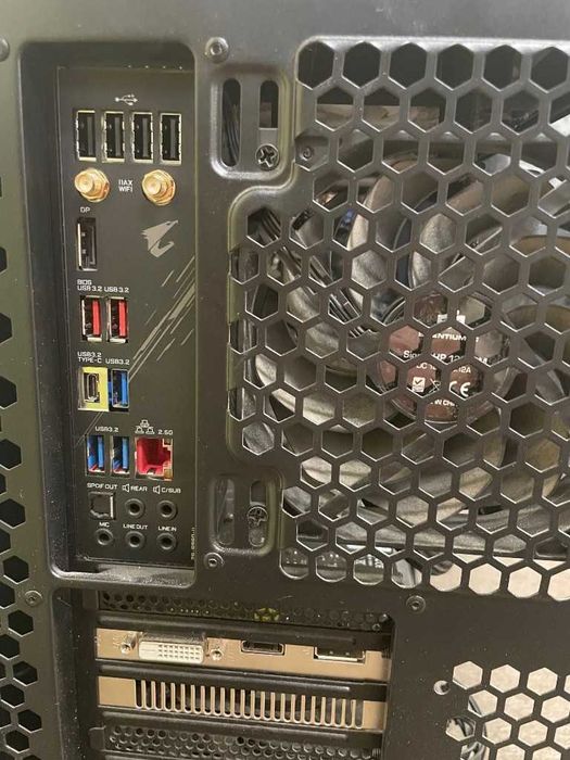 Komputer stacjonarny - power komp | grafika | montaż | gaming