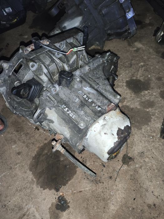 КПП 1.9тд  JC5 225 Вольво V40 VOLVO  механічна коробка передач