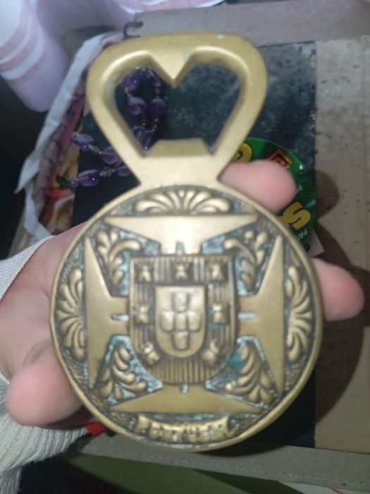 Abre garrafas medalha