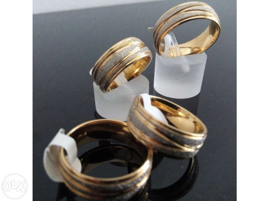 Aliança Namoro Namorados Compromisso Casamento em ouro laminado