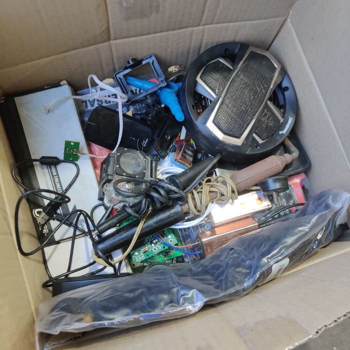 Лот (ящик) разной электроники 10кг