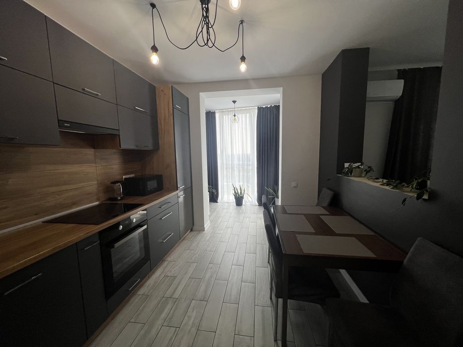 1.5к кв  Центр Люкс класу перші здачі