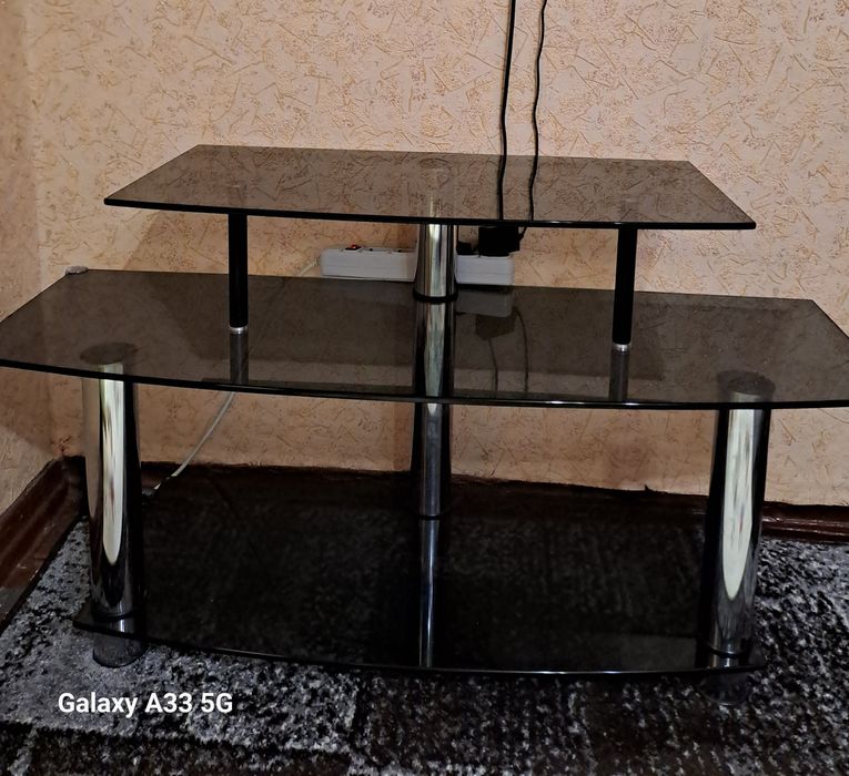 Стіл жульнальний скляний в ідеальному стані