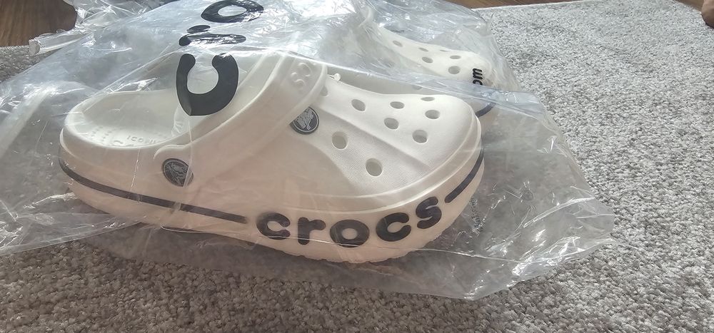 Hit unisex Crocs czarne białe 36/37/38 chodaki mule klapki