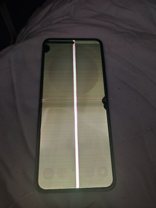 Samsung Galaxy Flip 5