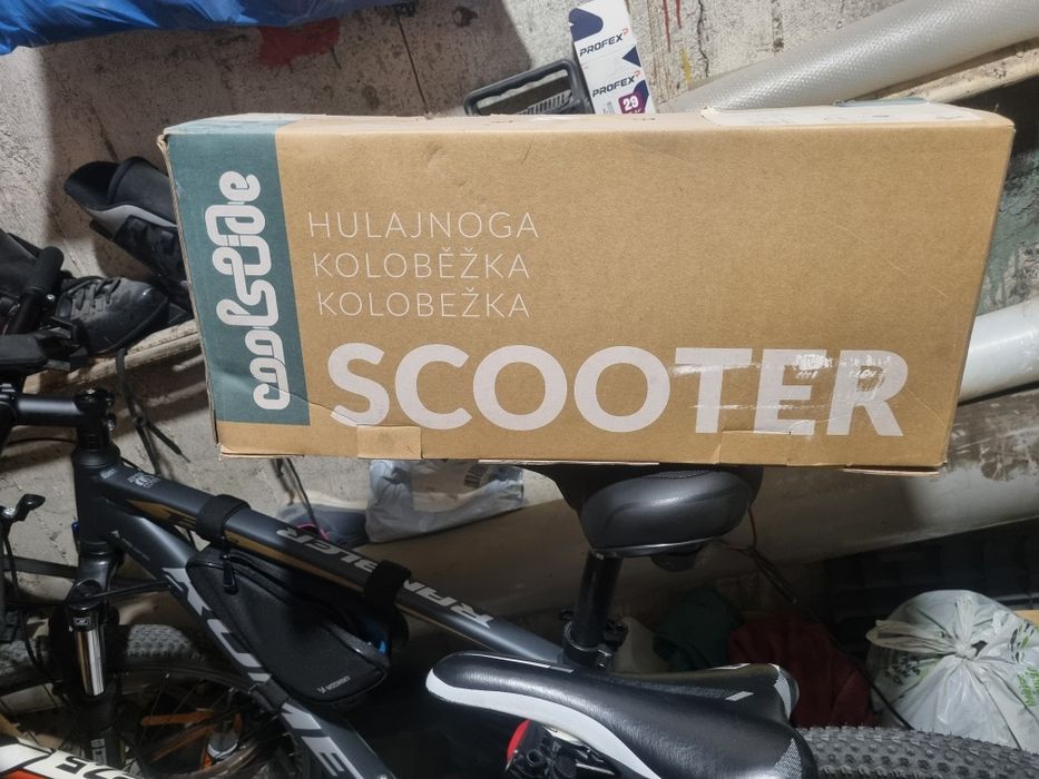Hulajnoga nowa różowa trzykołowa