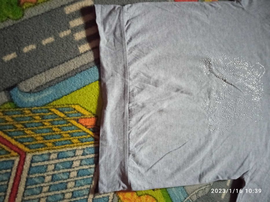 Bluza z długim rękawem dla dziewczynki rozmiar 140-146