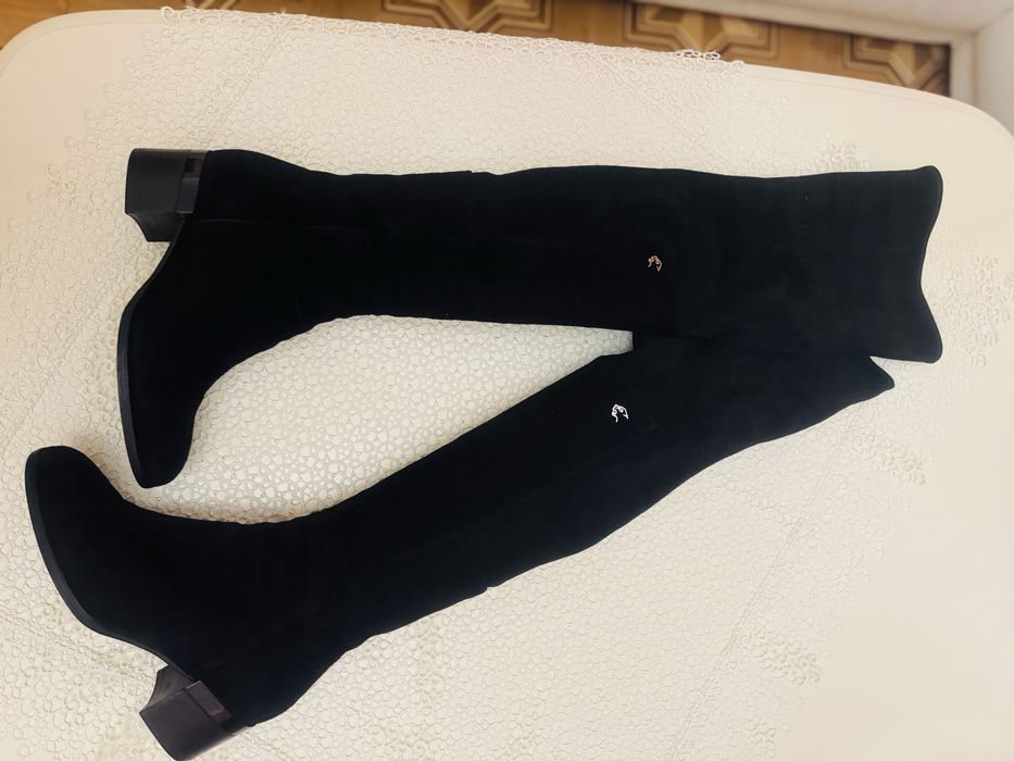 Продам сапоги  женские  NORMA J.BAKER ОРИГИНАЛ! Натуральная замша, мех