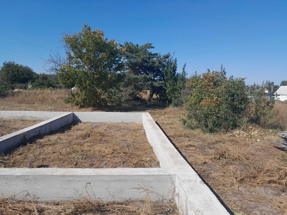 Земельна ділянка з фундаментом 7,5 соток від Черкас 6 км
