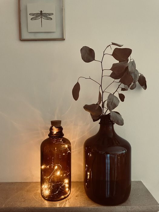 Frascos âmbar para decoração