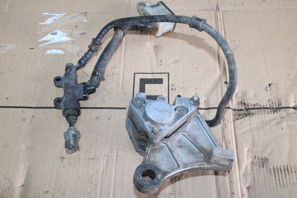 Zacisk Tył Tylny Pompa Hamulcowy Honda NSR 125 JC22 93-03