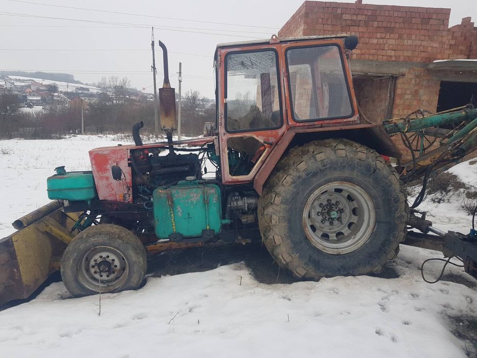 Екскаватор  ЮМЗ 6