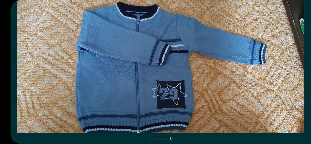 Elegancka koszula i sweter chłopięcy