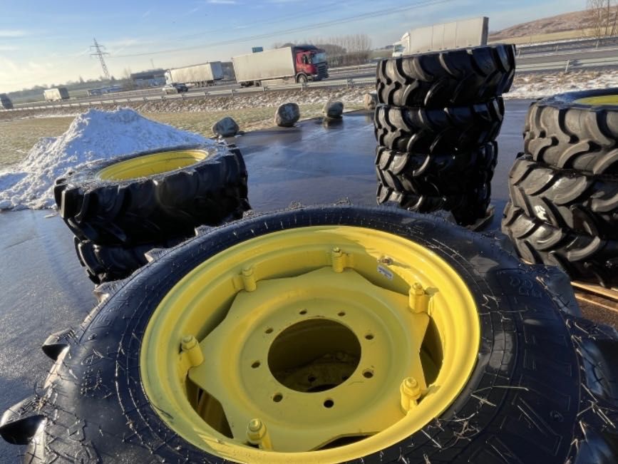 Koła komplet John Deere 4 sz  Alliance TYŁ 480/70R30 PRZÓD 320/70R24