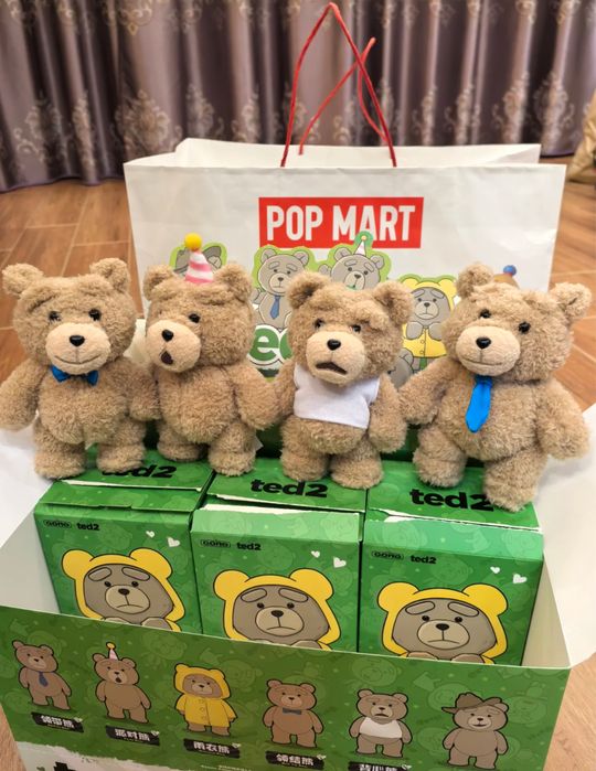 Оригинал Pop Mart TED2 — плюшевый брелок-подвеска