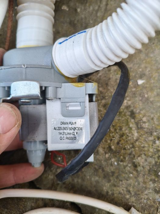 Запчастини до сатурн