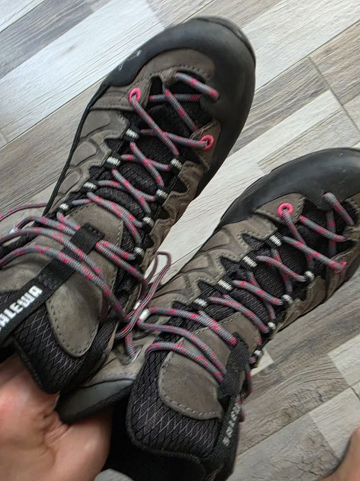 Трекингові черевики взуття для походу в гори SALEWA