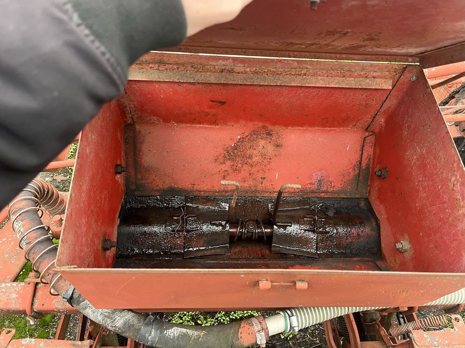 Продається робоча сівалка сіяла один сезон